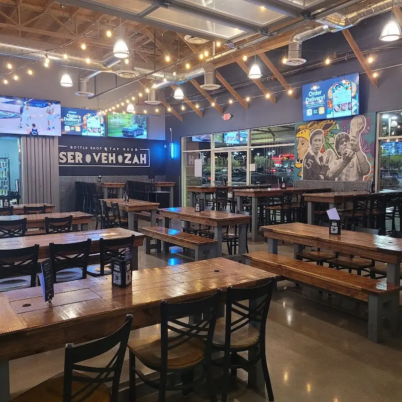 SerVehZah Bottle Shop and Tap Room